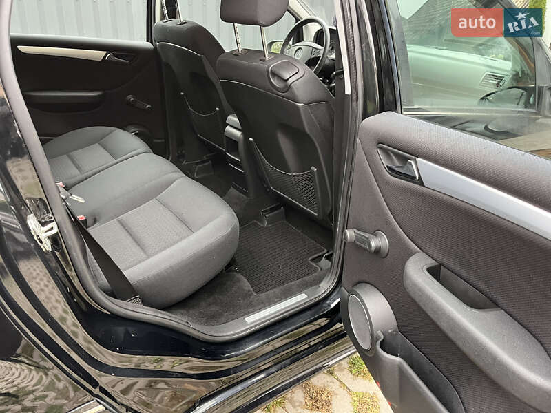 Хэтчбек Mercedes-Benz B-Class 2006 в Звягеле