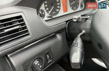 Хэтчбек Mercedes-Benz B-Class 2006 в 