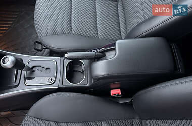 Хэтчбек Mercedes-Benz B-Class 2009 в 