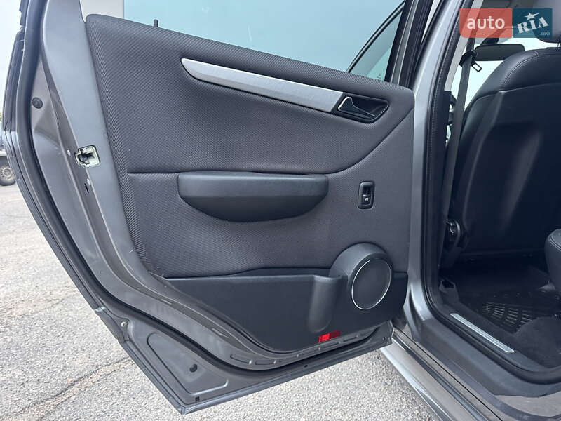 Хэтчбек Mercedes-Benz B-Class 2009 в Белой Церкви