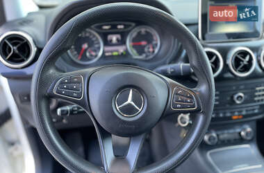 Хэтчбек Mercedes-Benz B-Class 2015 в 