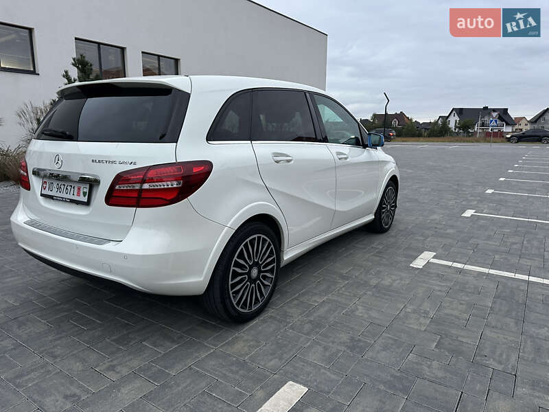 Хэтчбек Mercedes-Benz B-Class 2015 в Луцке