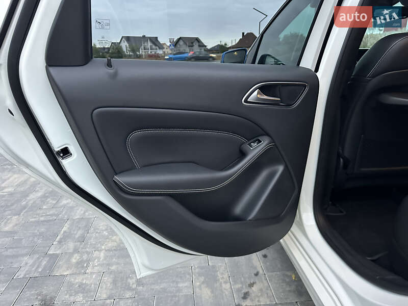 Хэтчбек Mercedes-Benz B-Class 2015 в Луцке