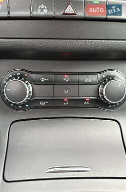 Хэтчбек Mercedes-Benz B-Class 2013 в 