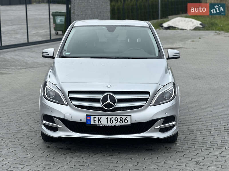 Хетчбек Mercedes-Benz B-Class 2016 в Львові фото 3 Хетчбек Mercedes-Benz B-Class 2016 в Львові