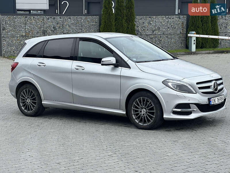 Хетчбек Mercedes-Benz B-Class 2016 в Львові фото 13 Хетчбек Mercedes-Benz B-Class 2016 в Львові