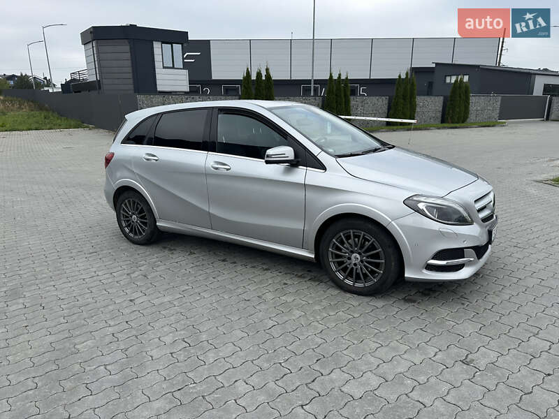 Хетчбек Mercedes-Benz B-Class 2016 в Львові фото 22 Хетчбек Mercedes-Benz B-Class 2016 в Львові
