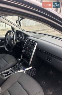 Хэтчбек Mercedes-Benz B-Class 2005 в 