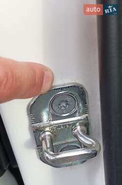 Хэтчбек Mercedes-Benz B-Class 2010 в 
