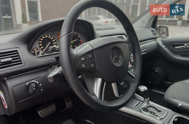 Хэтчбек Mercedes-Benz B-Class 2010 в 