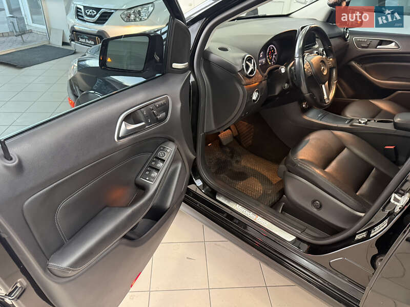 Хэтчбек Mercedes-Benz B-Class 2014 в Николаеве