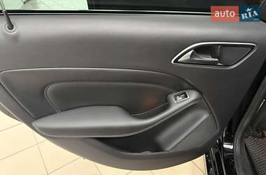 Хэтчбек Mercedes-Benz B-Class 2014 в 