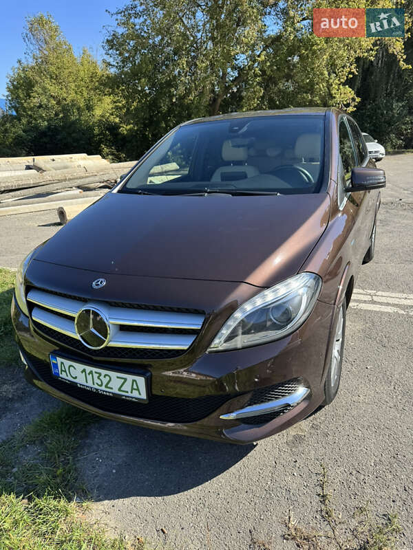 Mercedes-Benz B-Class 2017