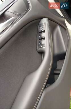 Хетчбек Mercedes-Benz B-Class 2015 в  фото 12 Хетчбек Mercedes-Benz B-Class 2015 в