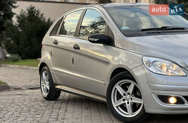 Хэтчбек Mercedes-Benz B-Class 2006 в 