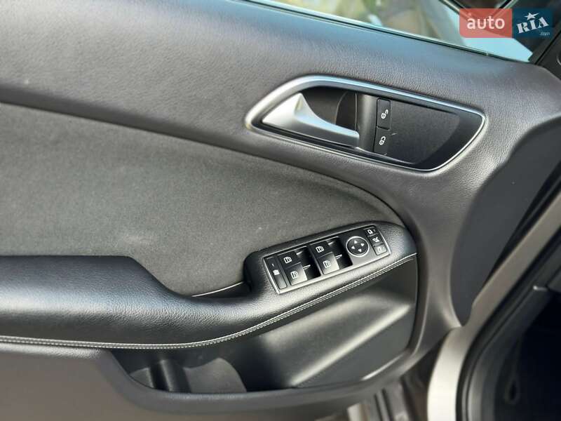 Хэтчбек Mercedes-Benz B-Class 2015 в Дрогобыче фото 34 Хэтчбек Mercedes-Benz B-Class 2015 в Дрогобыче