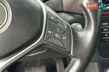 Хэтчбек Mercedes-Benz B-Class 2016 в 