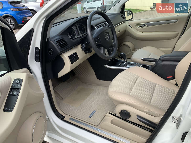 Хэтчбек Mercedes-Benz B-Class 2010 в Ровно