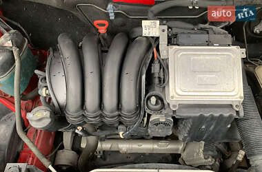 Хэтчбек Mercedes-Benz B-Class 2010 в 