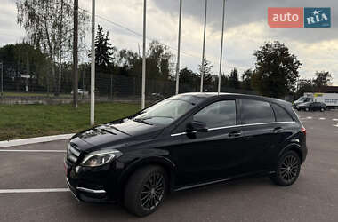 Хэтчбек Mercedes-Benz B-Class 2015 в 