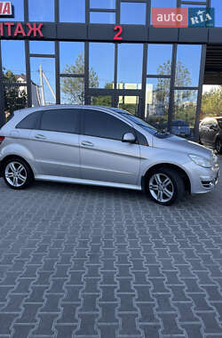 Хэтчбек Mercedes-Benz B-Class 2008 в 