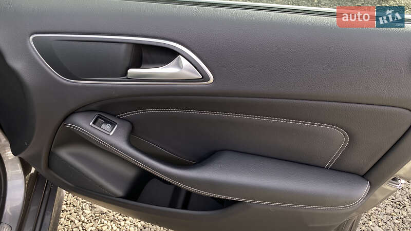 Хэтчбек Mercedes-Benz B-Class 2016 в Луцке