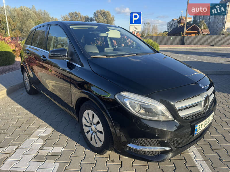 Хэтчбек Mercedes-Benz B-Class 2016 в Хмельницком