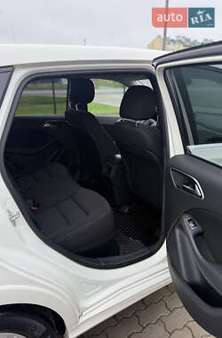 Хэтчбек Mercedes-Benz B-Class 2015 в 
