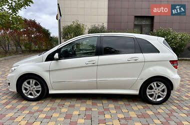 Хэтчбек Mercedes-Benz B-Class 2008 в 