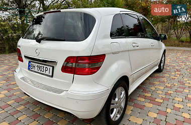 Хэтчбек Mercedes-Benz B-Class 2008 в 