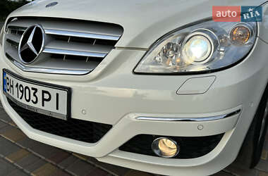 Хэтчбек Mercedes-Benz B-Class 2008 в 
