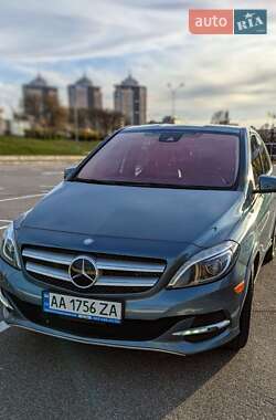 Хетчбек Mercedes-Benz B-Class 2014 в 