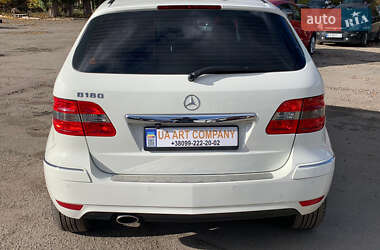 Хетчбек Mercedes-Benz B-Class 2010 в 