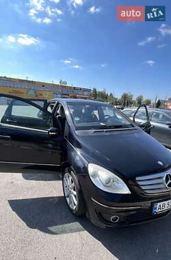 Хэтчбек Mercedes-Benz B-Class 2005 в 