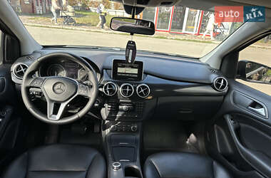 Хэтчбек Mercedes-Benz B-Class 2014 в 