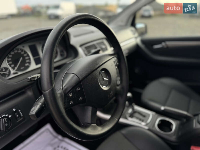 Хэтчбек Mercedes-Benz B-Class 2010 в Луцке фото 22 Хэтчбек Mercedes-Benz B-Class 2010 в Луцке