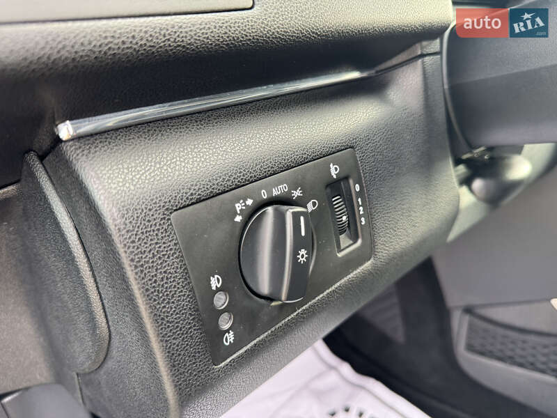 Хэтчбек Mercedes-Benz B-Class 2010 в Луцке фото 21 Хэтчбек Mercedes-Benz B-Class 2010 в Луцке