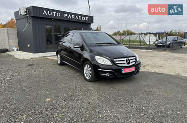 Хетчбек Mercedes-Benz B-Class 2009 в 