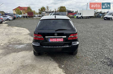 Хетчбек Mercedes-Benz B-Class 2009 в 