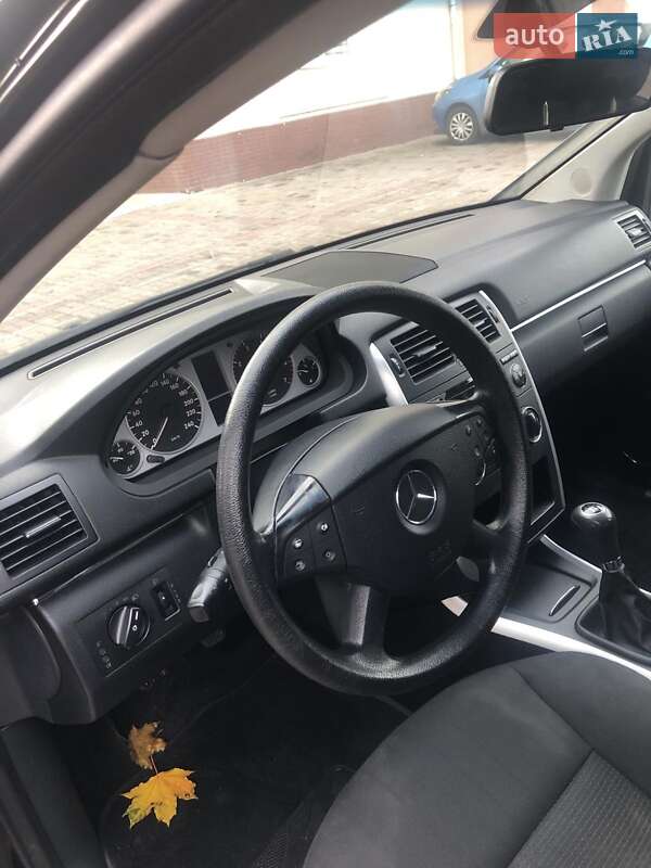 Хэтчбек Mercedes-Benz B-Class 2005 в Ровно фото 13 Хэтчбек Mercedes-Benz B-Class 2005 в Ровно