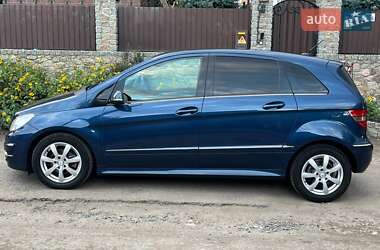 Хэтчбек Mercedes-Benz B-Class 2008 в 