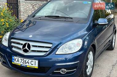 Хэтчбек Mercedes-Benz B-Class 2008 в 
