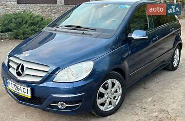 Хэтчбек Mercedes-Benz B-Class 2008 в 
