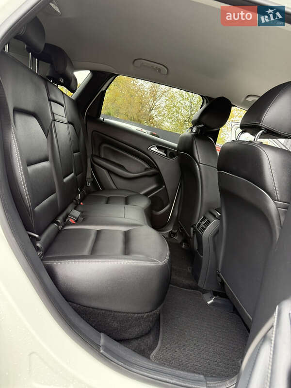 Хэтчбек Mercedes-Benz B-Class 2016 в Дрогобыче
