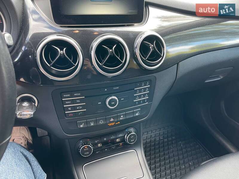 Хетчбек Mercedes-Benz B-Class 2016 в Львові фото 8 Хетчбек Mercedes-Benz B-Class 2016 в Львові