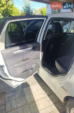 Хэтчбек Mercedes-Benz B-Class 2010 в 