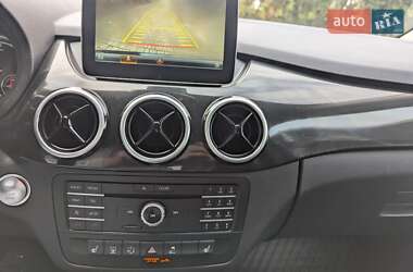 Хетчбек Mercedes-Benz B-Class 2017 в 
