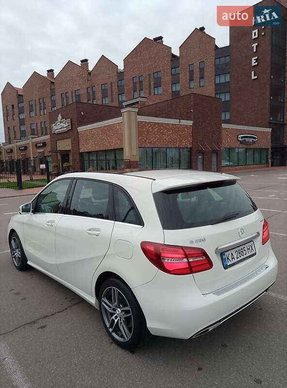 Хэтчбек Mercedes-Benz B-Class 2018 в Киеве