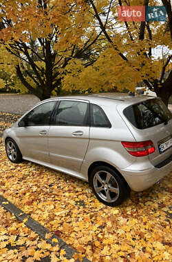 Хэтчбек Mercedes-Benz B-Class 2006 в 