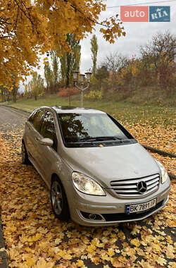 Хэтчбек Mercedes-Benz B-Class 2006 в 